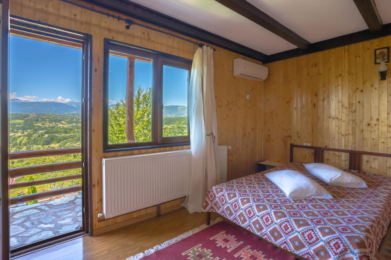 Pensiunea La Maria Lu' Sandoiu Hotel Poenari Ngoại thất bức ảnh