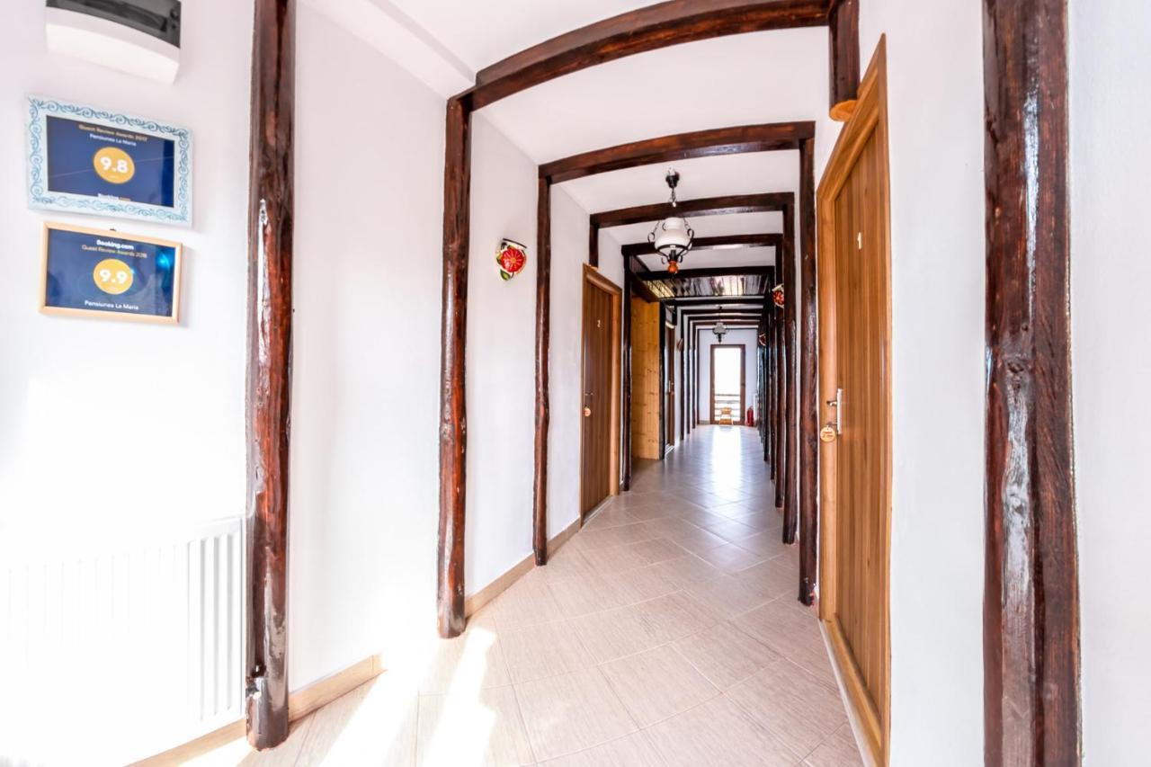Pensiunea La Maria Lu' Sandoiu Hotel Poenari Ngoại thất bức ảnh